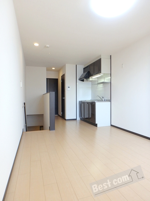 居室・リビング　全室照明付きです♪