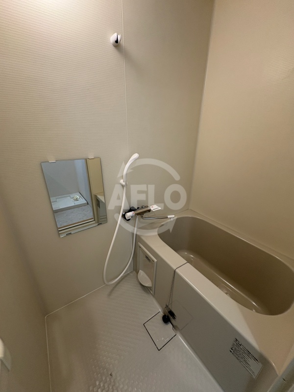 バス・シャワールーム　フィオーラマンション天王寺　浴室