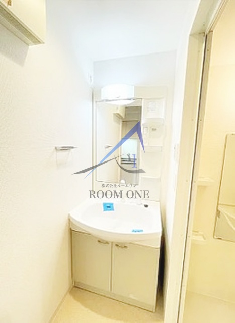 洗面設備　洗面台です。