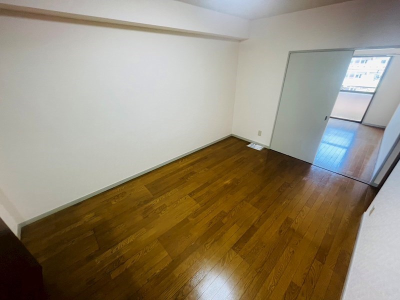 居室・リビング　同一物件別部屋写真