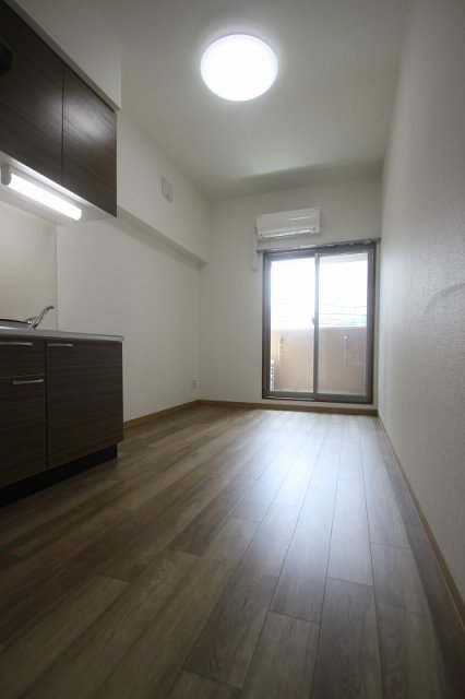 居室・リビング　別号室の写真です