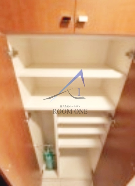 玄関　玄関です。