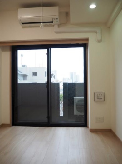 居室・リビング　南東向きのお部屋です。