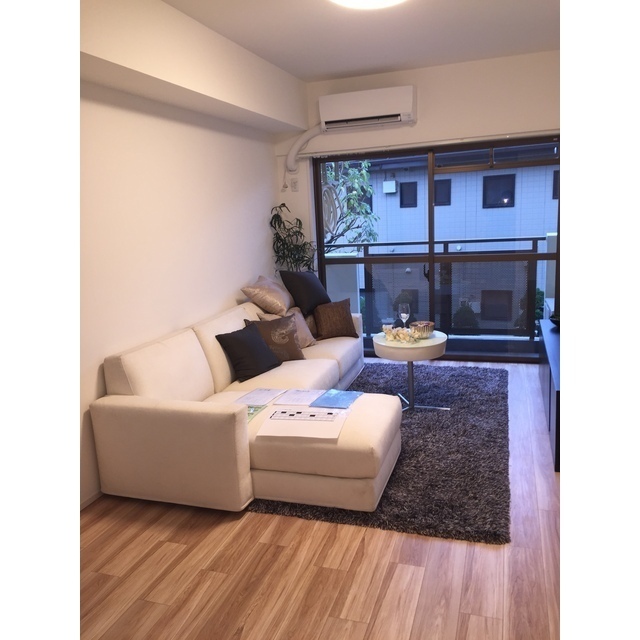 居室・リビング　モデル家具イメージです。