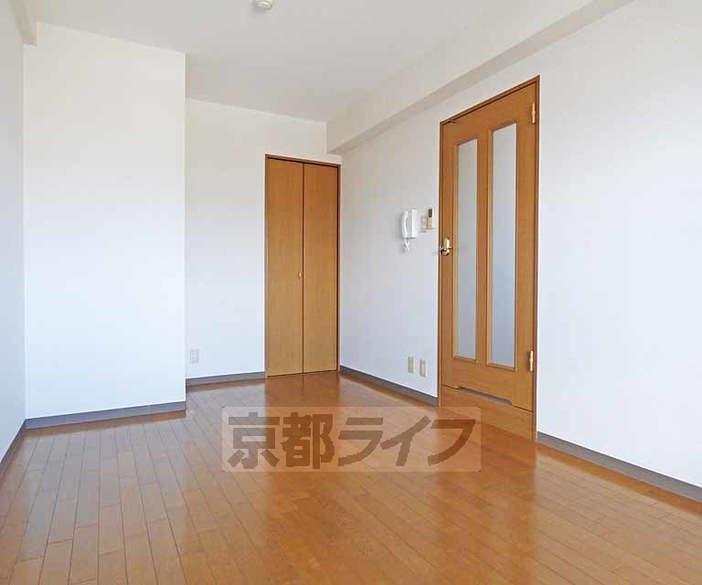 居室・リビング　広いお部屋です。
