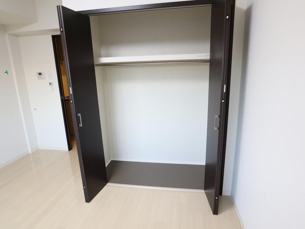 収納　クローゼット