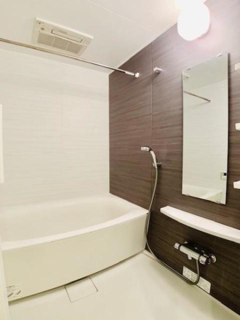 バス・シャワールーム　バスルーム