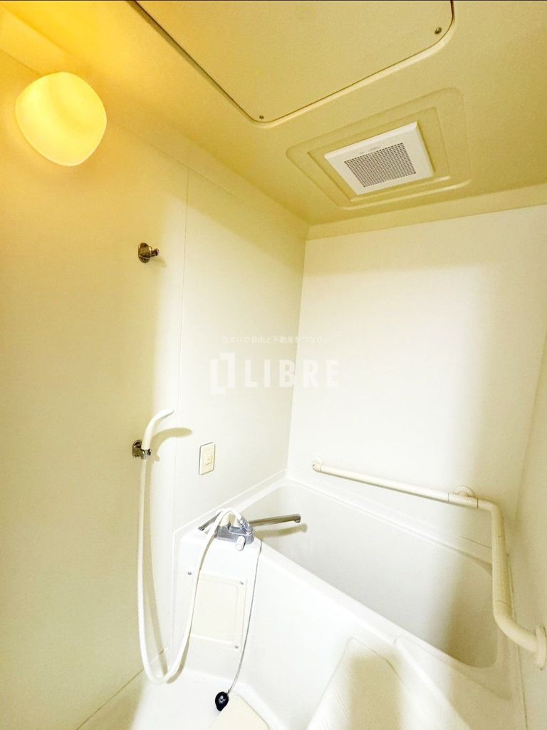 バス・シャワールーム　バス