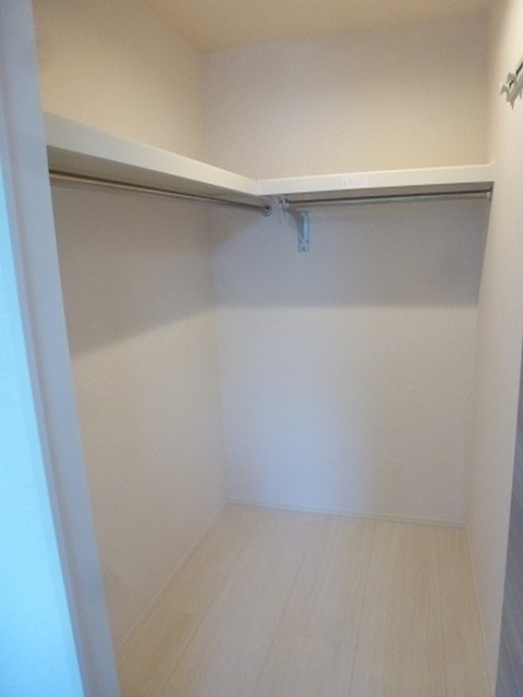 収納　ウォークインクローゼット