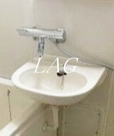 洗面設備　洗面台です。