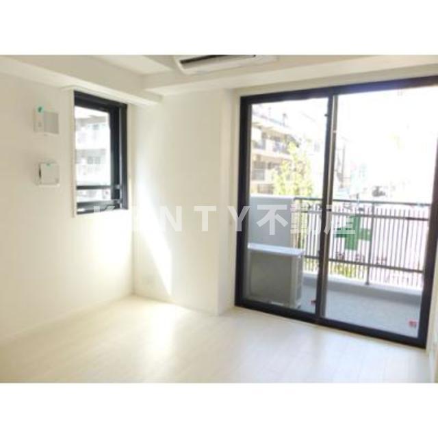 居室・リビング　ゆったり過ごせる居間です