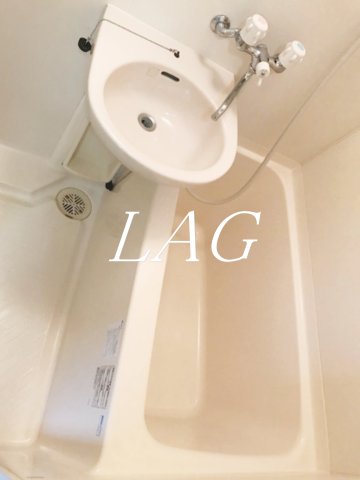 バス・シャワールーム　お風呂です。