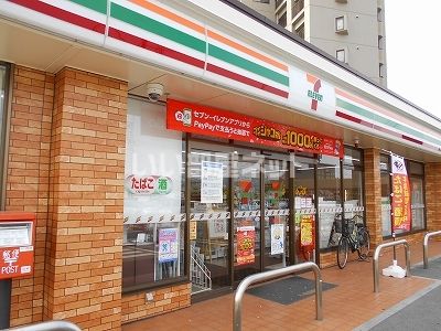 コンビニ　セブンイレブン 橿原新賀町店（コンビニ）まで88m