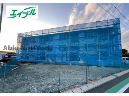 建物外観　建築中