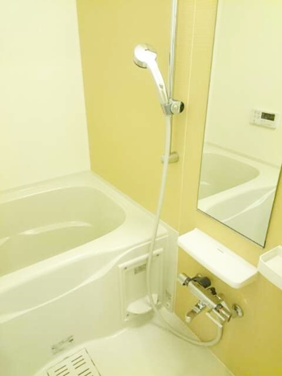 バス・シャワールーム　【南向き・最上階のお部屋♪陽当たり良好♪】