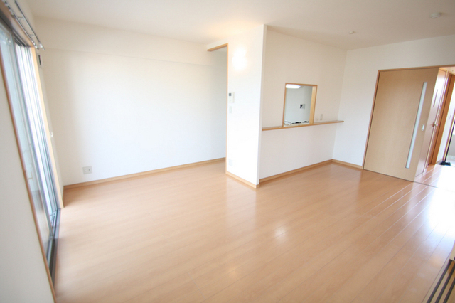 居室・リビング　※別室の参考写真です