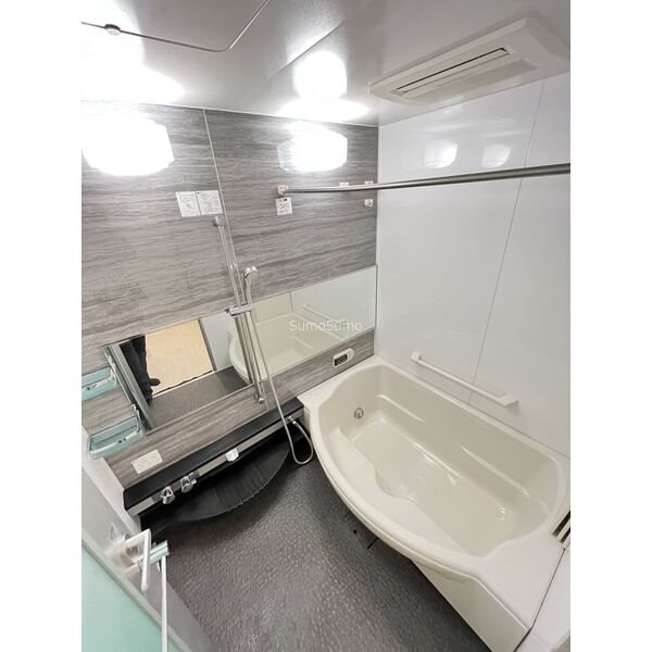 バス・シャワールーム　お風呂です