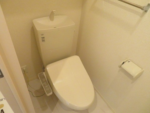 トイレ　同物件別部屋