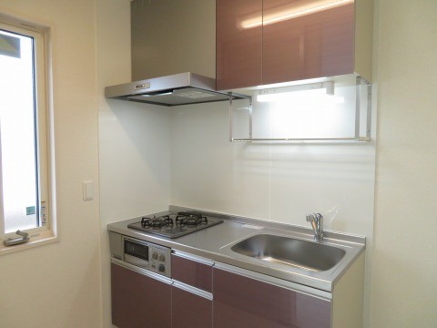 キッチン　同物件別部屋