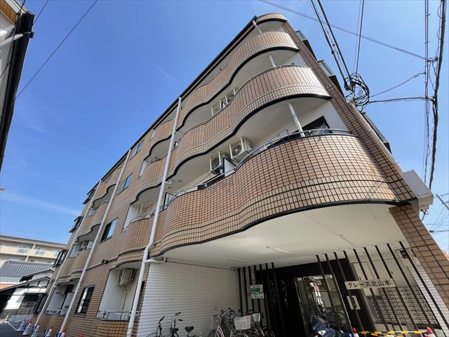 建物外観　■オートロック有り
