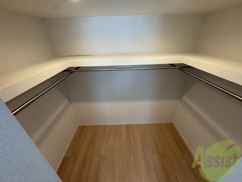 収納　嬉しいウォークインクローゼット仕様です！！