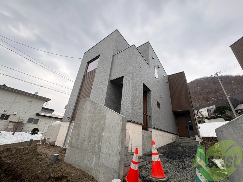 建物外観　札幌市西区山の手二条「Ｌｅａｆｙ　Ｆｏｒｅｔ　Ｂ棟」