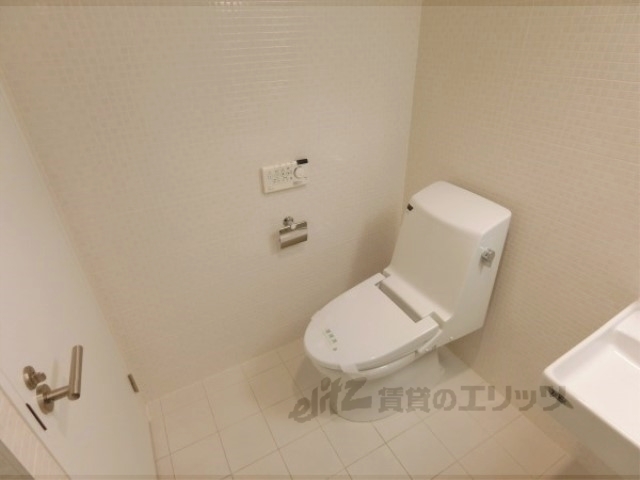 アーバンフラッツ四条西洞院のトイレ写真
