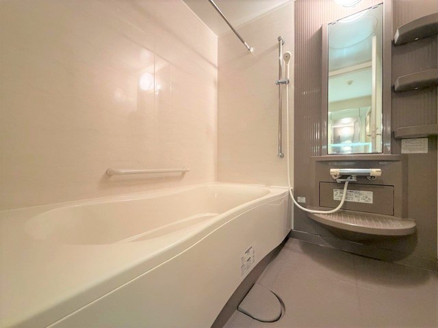 バス・シャワールーム　追い焚き機能　浴室暖房乾燥機