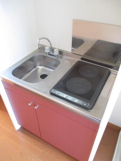 キッチン　★人気の二面ＩＨ付きのシステムキッチンです★