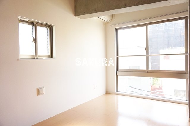 居室・リビング　使いやすい形の為、レイアウトを楽しめます♪