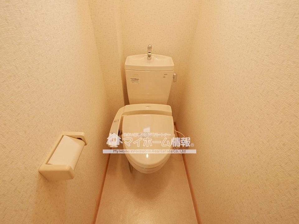 トイレ　トイレは快適な温水洗浄暖房便座付き☆