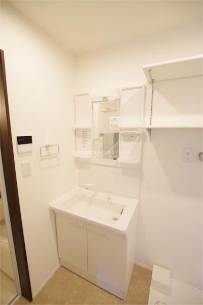 洗面設備　洗面所