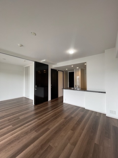 居室・リビング　エアコン　床暖房