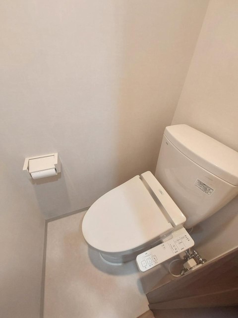 トイレ　同仕様参考写真