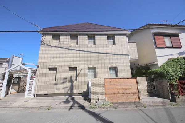 近鉄橿原線 尼ケ辻駅 徒歩13分 2階建 築39年の外観写真