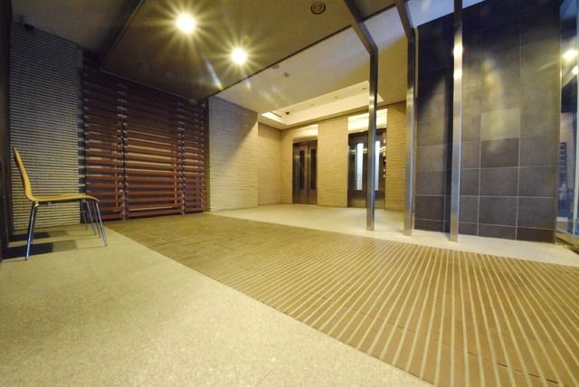 ドラックストア　どらっぐぱぱす江戸川橋店（ドラッグストア）まで229m