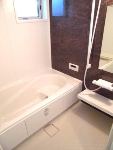 バス・シャワールーム　一坪風呂