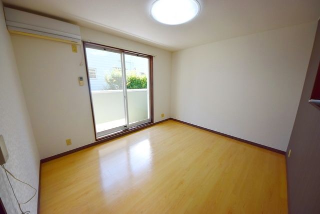 居室・リビング　★タウンハウジング聖蹟桜ヶ丘店まで★