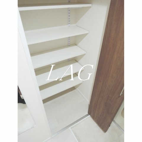 玄関　玄関です。