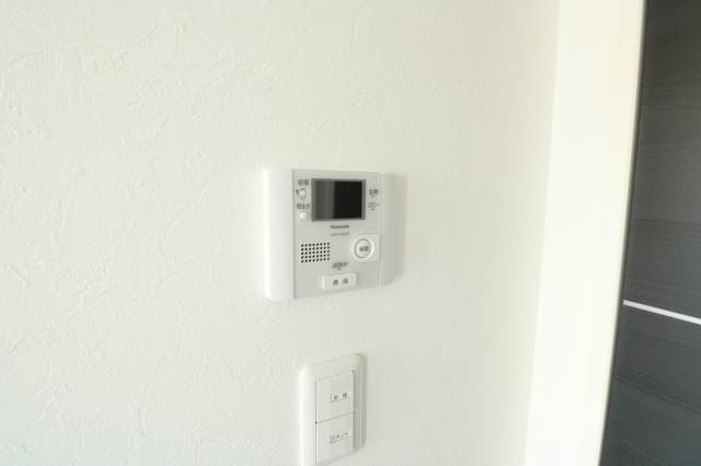 セキュリティ　モニター付きインターホンで安心♪