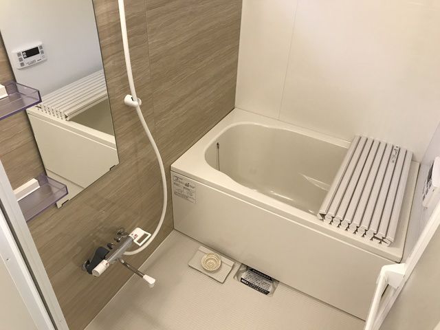 バス・シャワールーム　バスルーム