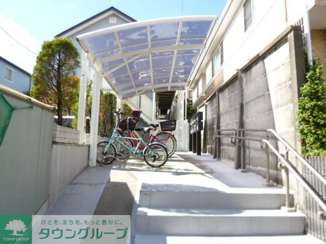 駐車場　駐輪場