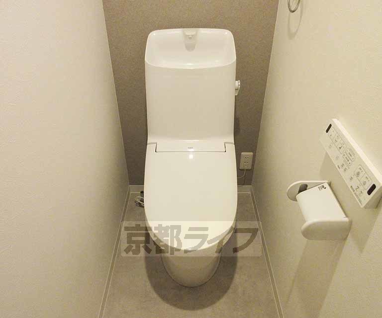 トイレ　清潔感のあるトイレです・