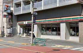 コンビニ　セブンイレブン杉並和田1丁目店（コンビニ）まで237m