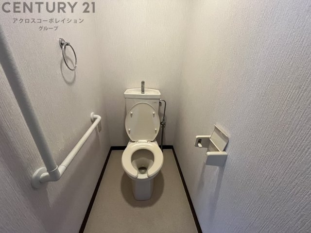 トイレ　シンプルで使いやすいトイレです♪