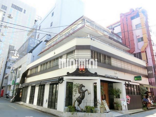 建物外観　鉄筋コンクリートマンションです