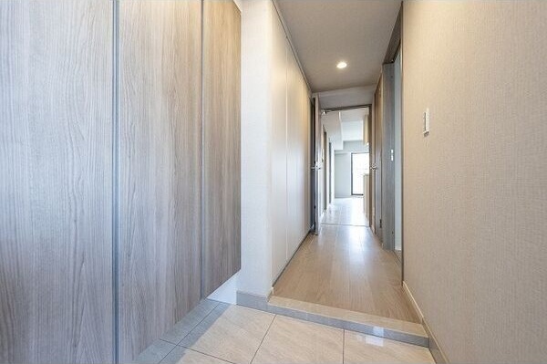玄関　シンプルで使いやすい玄関です
