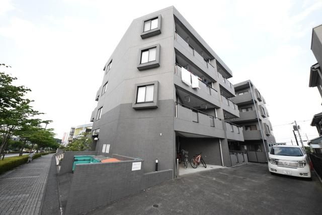 建物外観　★お部屋探しはタウンハウジング高幡不動店まで★