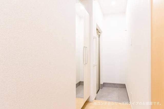 玄関　同タイプ部屋