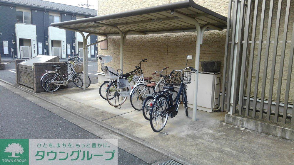その他共有部分　屋根付き駐輪場